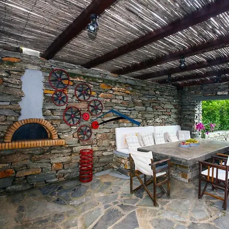 Villa Ailiea With A Swimming Pool And Fantastic Sea View Near Ioulis
