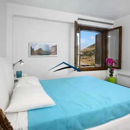 Ailiea With A Swimming Pool And Fantastic Sea View Near