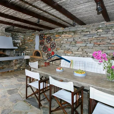 Villa Ailiea With A Swimming Pool And Fantastic Sea View Near Ioulis