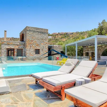 Villa Ailiea With A Swimming Pool And Fantastic Sea View Near *