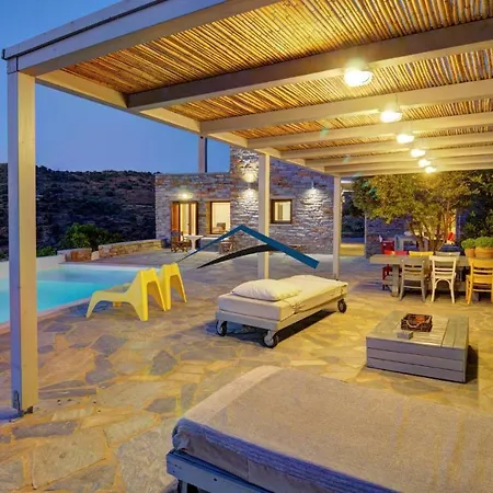 Villa Ailiea With A Swimming Pool And Fantastic Sea View Near Ioulis