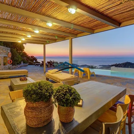 Villa Ailiea With A Swimming Pool And Fantastic Sea View Near